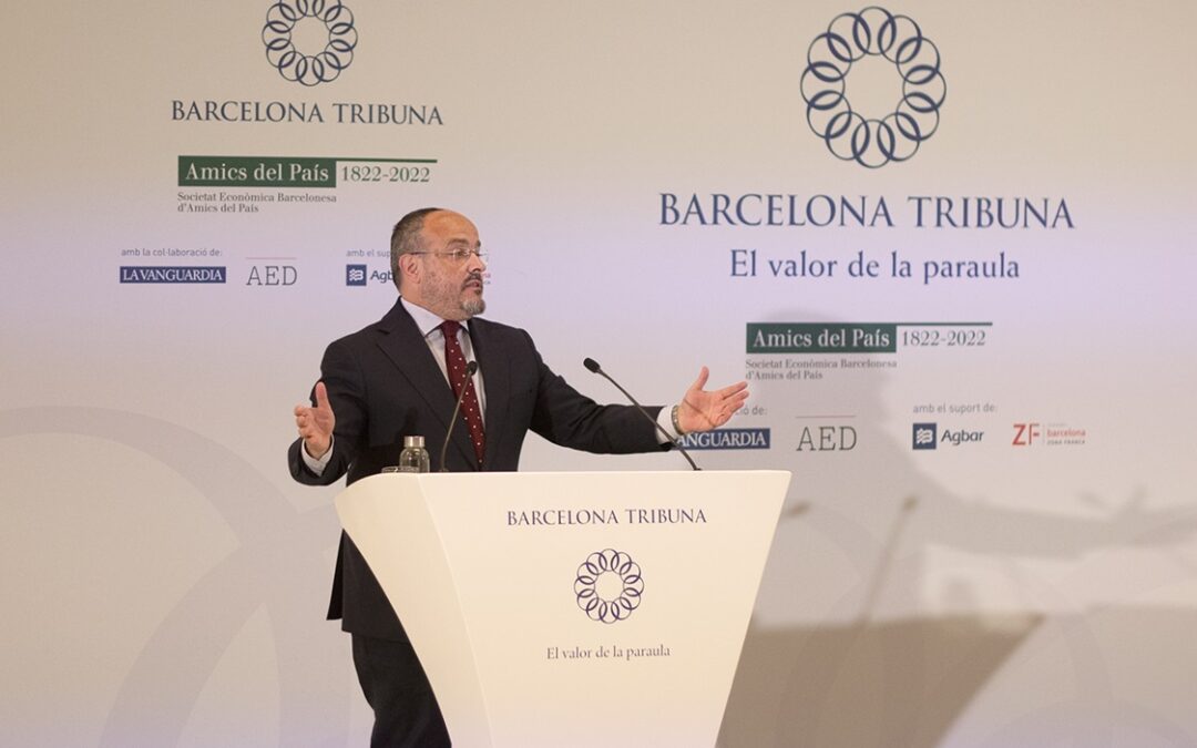 Barcelona Tribuna con Alejandro Fernández y Alberto Núñez Feijóo