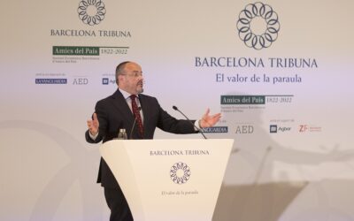 Barcelona Tribuna con Alejandro Fernández y Alberto Núñez Feijóo