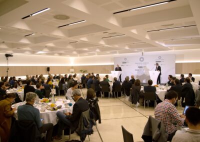 Barcelona Tribuna con Alejandro Fernández y Alberto Núñez Feijóo
